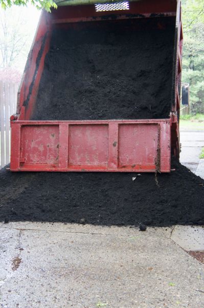 Topsoil Service in Northville