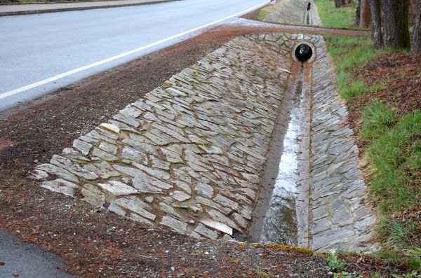 Ditch Landscaping in Northville